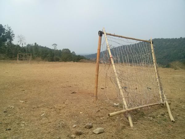 Lapangan bola sampah
